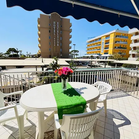 Flat With Large Balcony In Bibione
