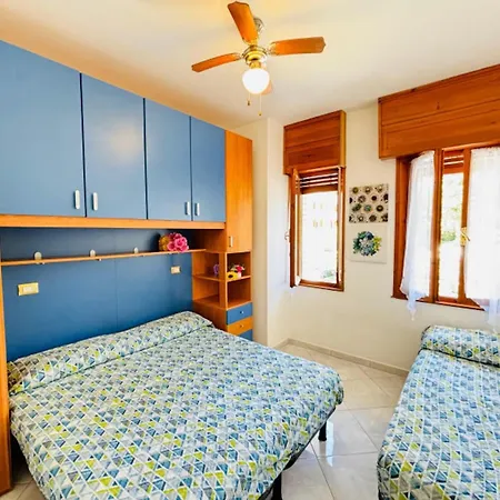 Flat With Large Balcony In Lejlighed *