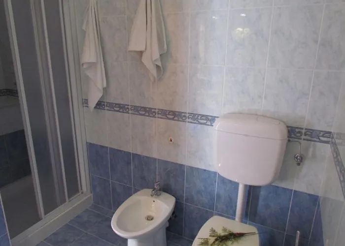 Flat With Large Balcony In Appartement